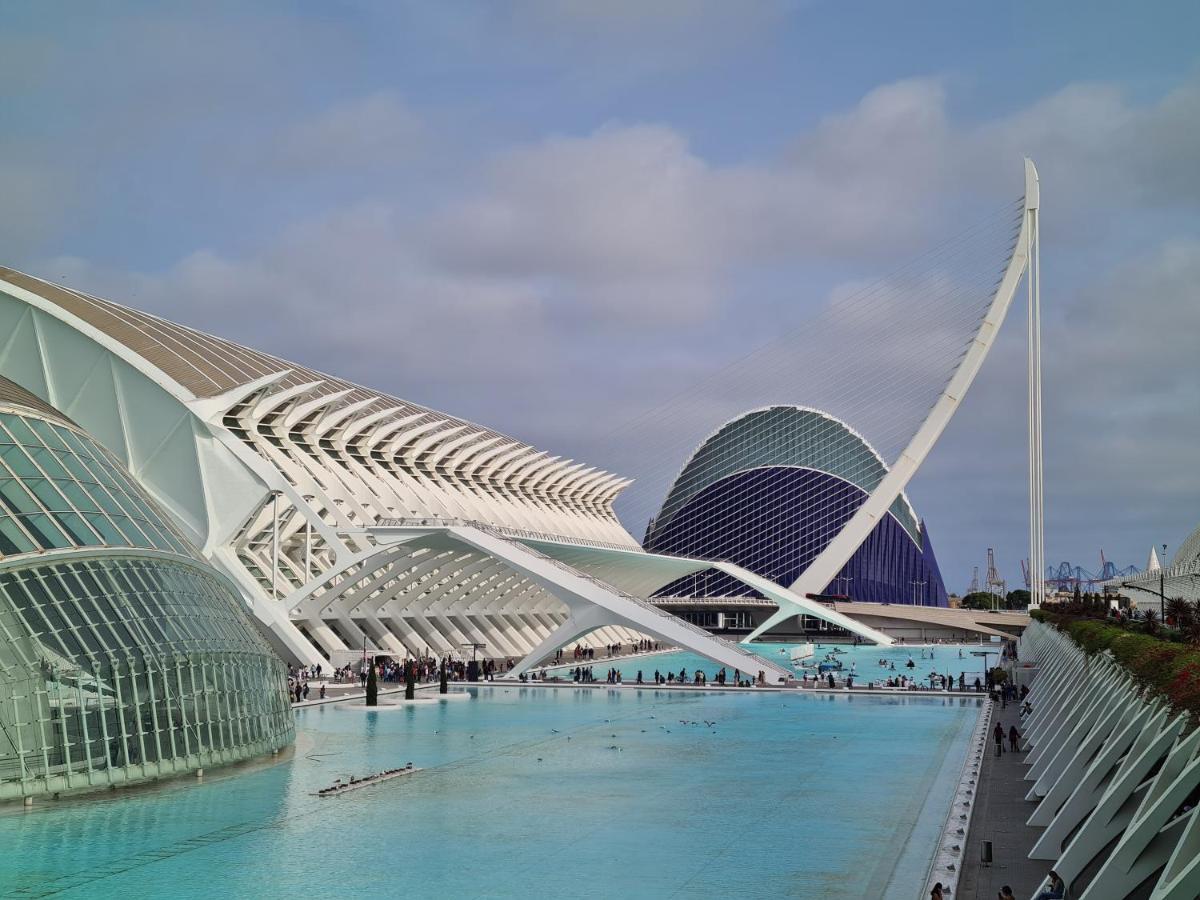 Hlius Brand New Apartments Valencia Exterior foto